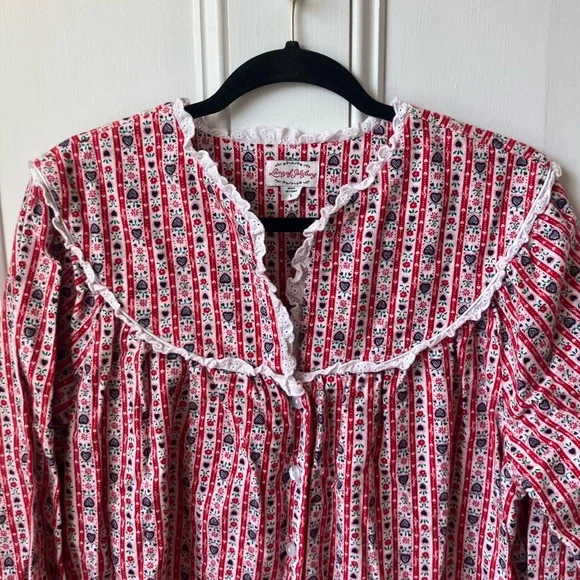 Lanz of Salzburg nightgown - Picture 4 of 6